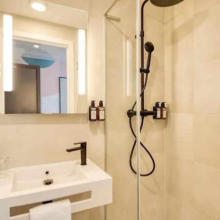 B&B Hotel Mechelen Hotel