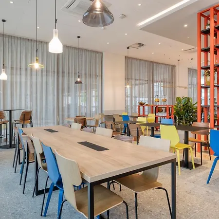 B&B Hotel Mechelen Hotel 3*