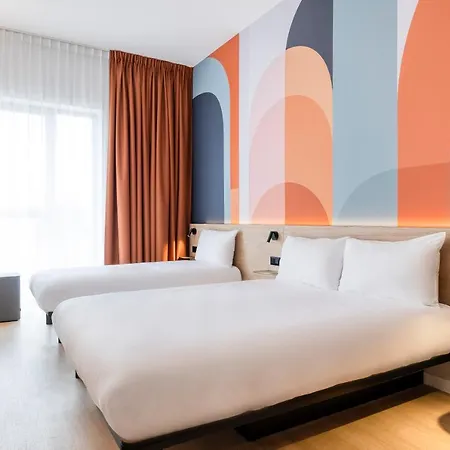 B&B Hotel Mechelen Hotel